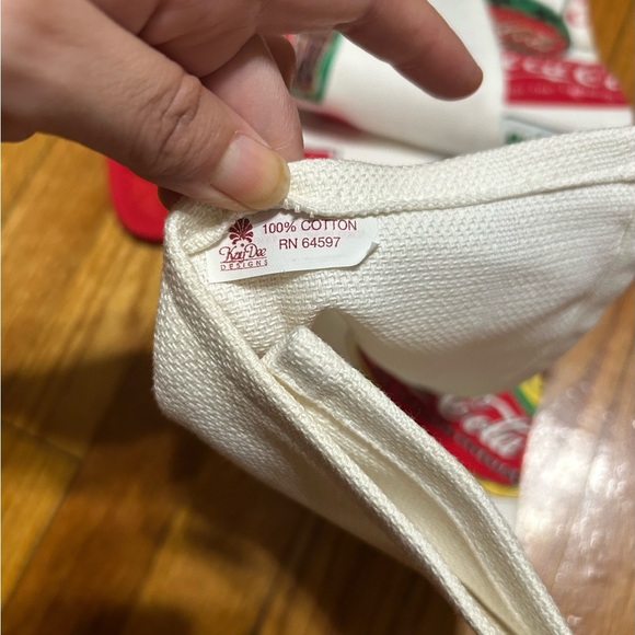 Vintage Retro Coca Cola Pot Holder Stove Towel Red Advertising 1999 Y2K 2pcs NWT - Picture 7 of 9